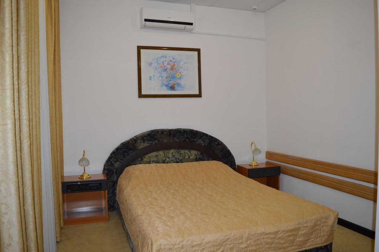 Naftan Ξενοδοχείο Navapolatsk Εξωτερικό φωτογραφία